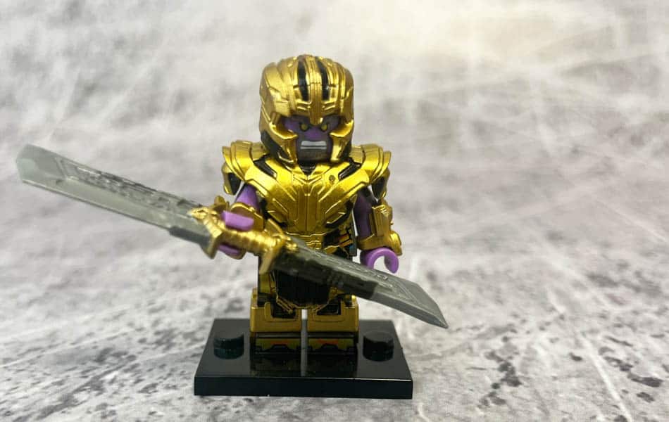 Armored Thanos Minifigure